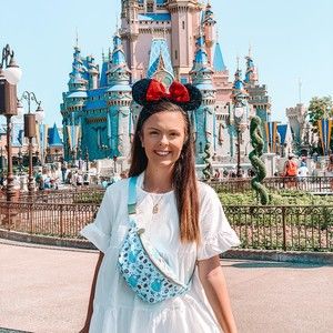 Meet your Posher, Olivia